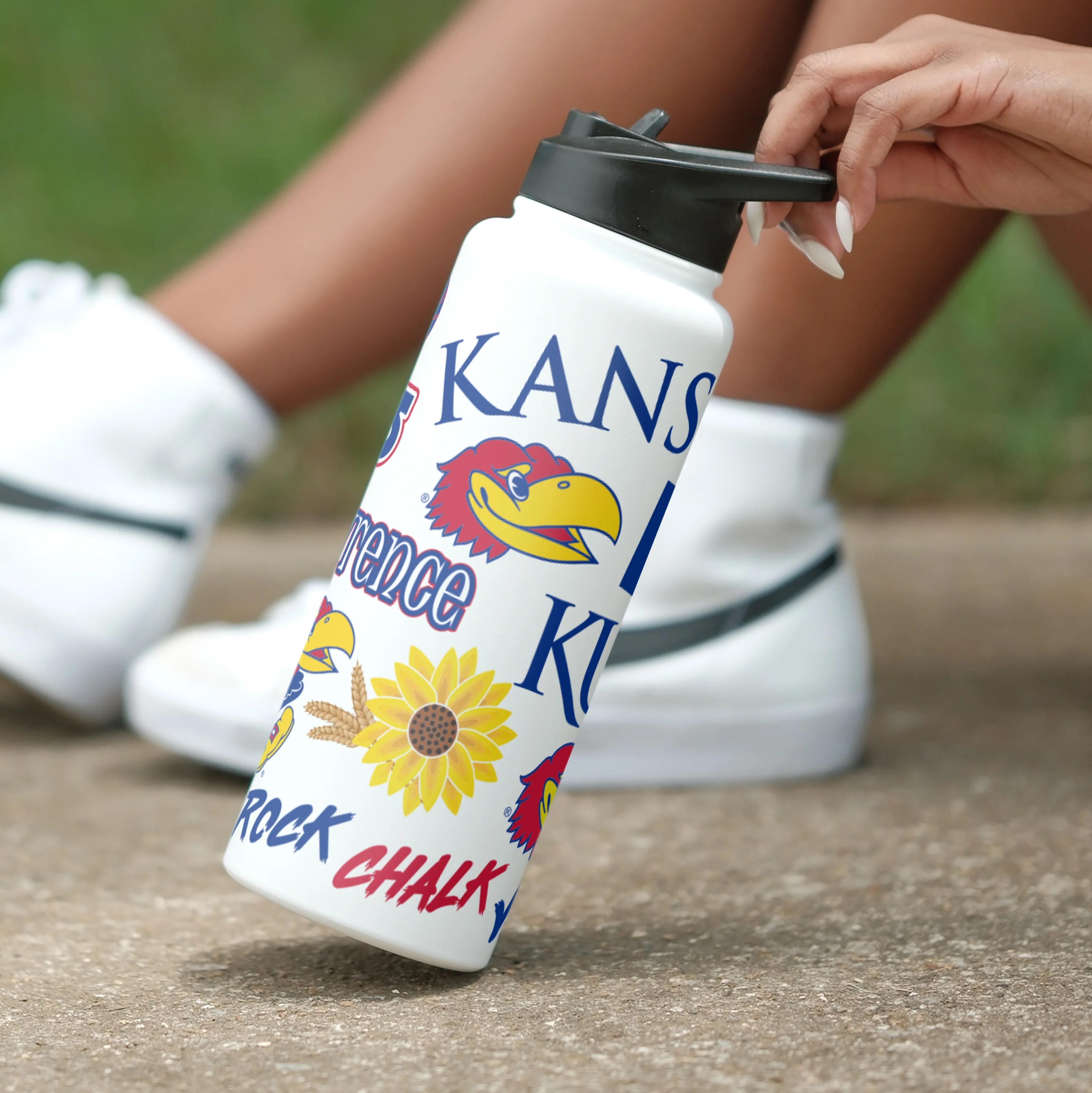 Kansas 34oz Native Quencher Bottle - Image 3