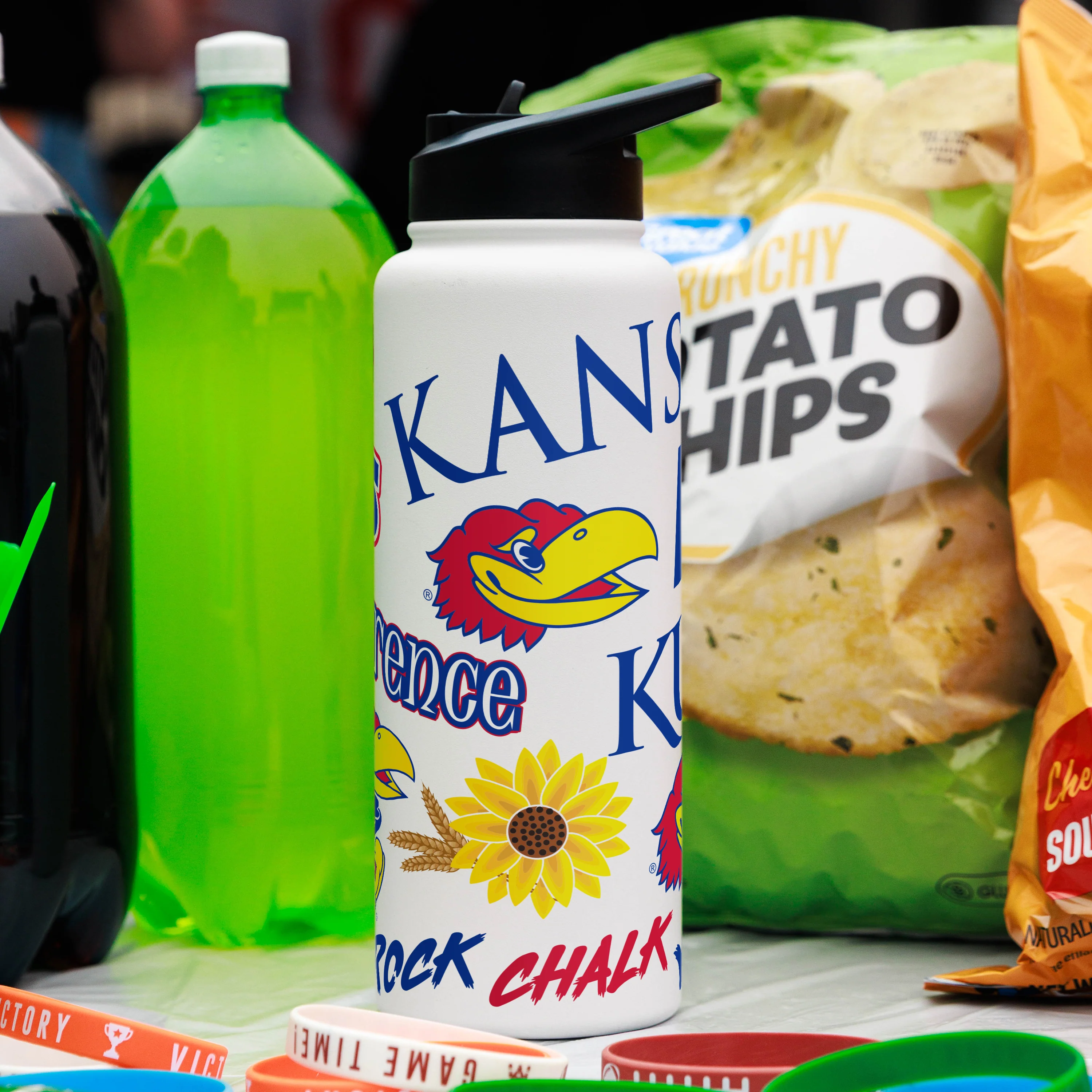 Kansas 34oz Native Quencher Bottle - Image 4